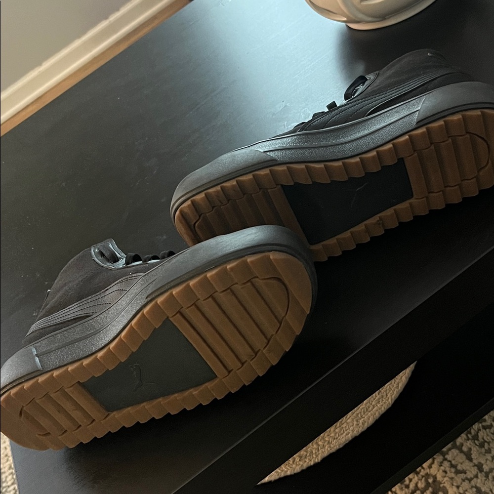 Puma Women’s Black High-Top Sneakers - Picture 5 of 5